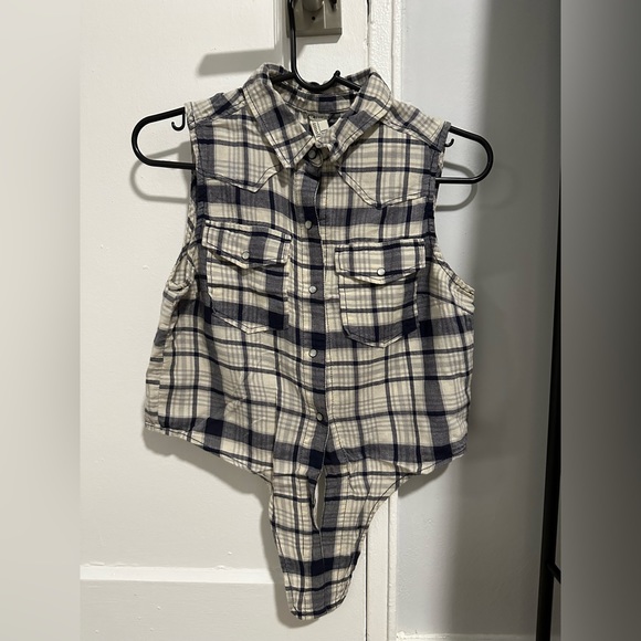 Tie front tank - Picture 4 of 7